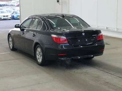 BMW 5-Series  с аукциона в Японии