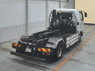 Mitsubishi FUSO FIGHTER