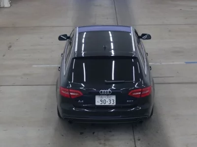 Audi A4  с аукциона в Японии