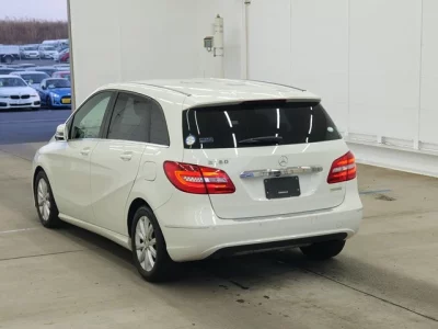 Mercedes-Benz B CLASS  с аукциона в Японии