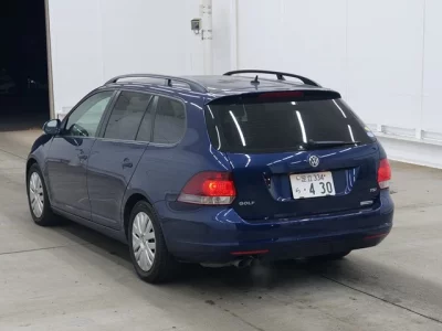 Volkswagen GOLF VARIANT  с аукциона в Японии