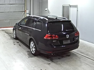 Volkswagen GOLF VARIANT