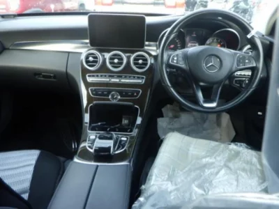 Mercedes-Benz C CLASS  с аукциона в Японии