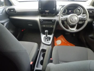 Toyota YARIS CROSS  с аукциона в Японии