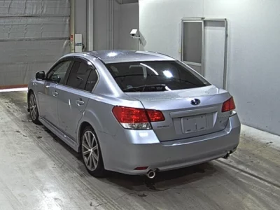 Subaru LEGACY B4  с аукциона в Японии
