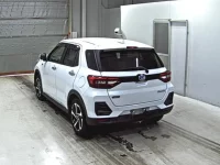 Daihatsu ROCKY лот № 3042 оценка 5  с аукциона в Японии 1