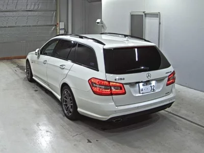 Mercedes-Benz E CLASS WAGON