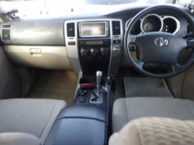 Toyota HILUX SURF  с аукциона в Японии