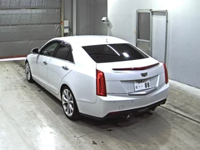 GM CADILLAC ATS  с аукциона в Японии