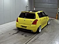 Suzuki SWIFT лот № 3208 оценка 3.5  с аукциона в Японии 4