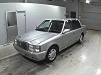 Toyota CROWN лот № 3253 оценка 4  с аукциона в Японии 3