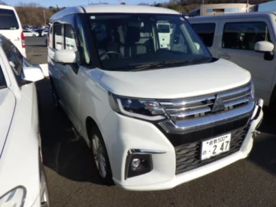 Mitsubishi DELICA D2
