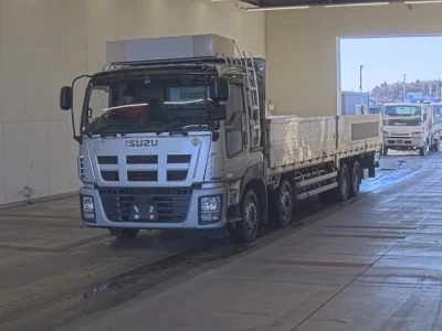 Isuzu GIGA