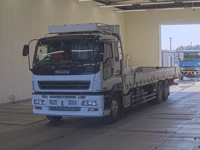 Isuzu GIGA