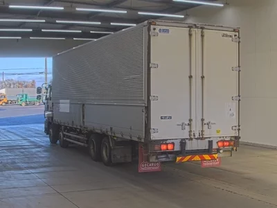 Isuzu GIGA  с аукциона в Японии