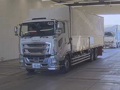 Isuzu GIGA  с аукциона в Японии