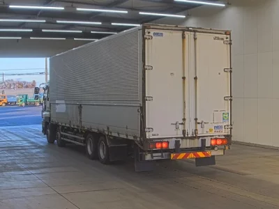 Isuzu GIGA  с аукциона в Японии