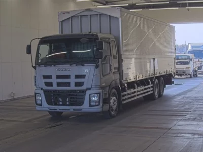 Isuzu GIGA  с аукциона в Японии