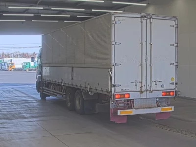 Isuzu GIGA  с аукциона в Японии