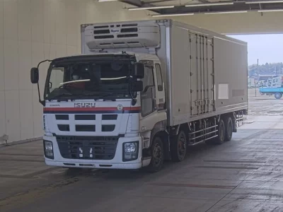 Isuzu GIGA