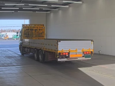 Isuzu GIGA  с аукциона в Японии