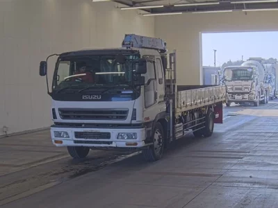 Isuzu GIGA