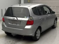 Honda FIT лот № 18009 оценка R  с аукциона в Японии 1