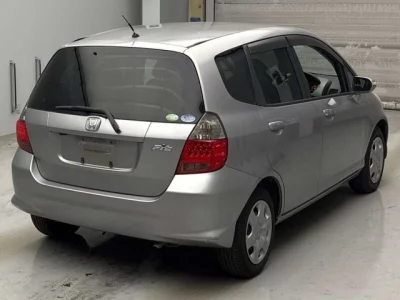 Honda FIT  с аукциона в Японии