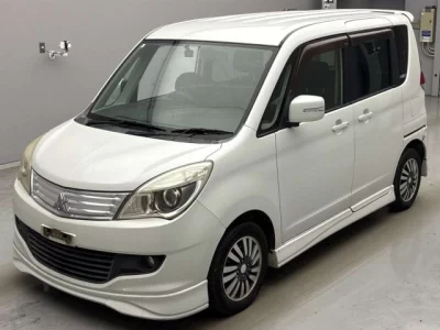 Mitsubishi DELICA D2