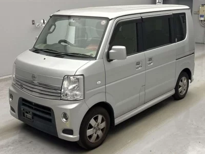 Nissan CLIPPER RIO  с аукциона в Японии