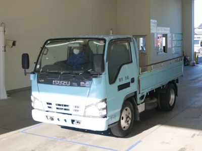 Isuzu ELF  с аукциона в Японии