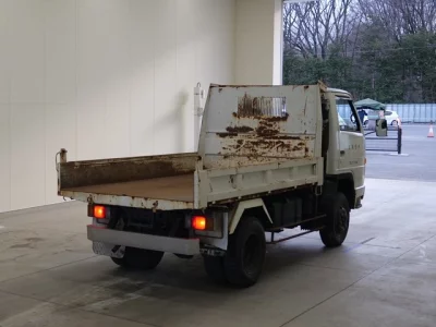 Isuzu ELF  с аукциона в Японии