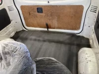 Mazda BONGO VAN лот № 20047 оценка 3.5  с аукциона в Японии 4