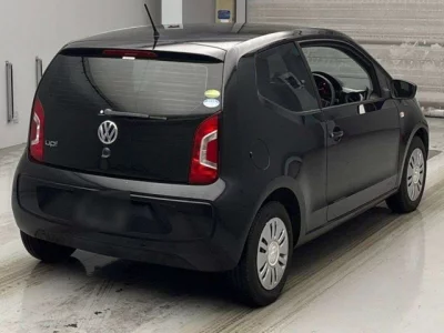 Volkswagen UP  с аукциона в Японии
