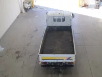 Isuzu ELF лот № 1042 оценка R  с аукциона в Японии 2