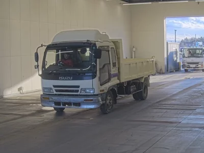 Isuzu FORWARD  с аукциона в Японии