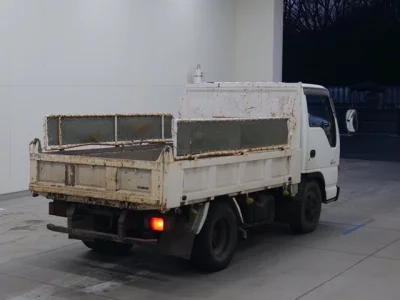 Isuzu ELF  с аукциона в Японии