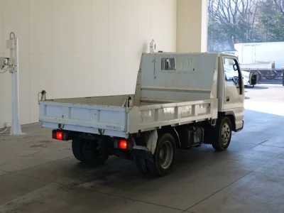 Isuzu ELF  с аукциона в Японии