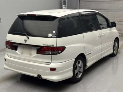 Toyota ESTIMA  с аукциона в Японии