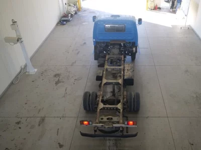 Isuzu ELF  с аукциона в Японии