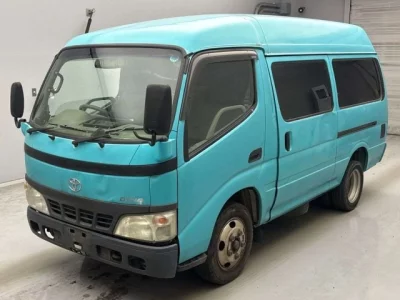 Toyota DYNA  с аукциона в Японии