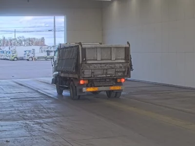 Isuzu FORWARD  с аукциона в Японии