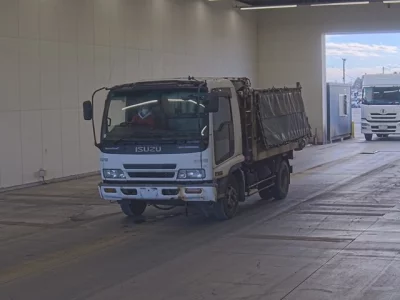 Isuzu FORWARD  с аукциона в Японии