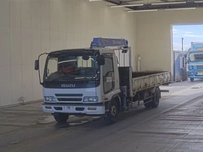 Isuzu FORWARD  с аукциона в Японии