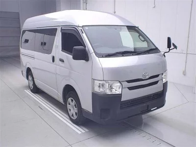 Toyota HIACE VAN  с аукциона в Японии