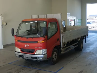 Hino DUTRO  с аукциона в Японии