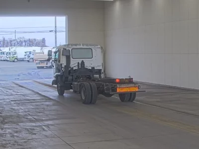 Isuzu FORWARD  с аукциона в Японии