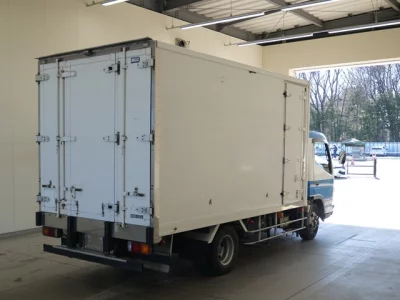 Mitsubishi CANTER  с аукциона в Японии