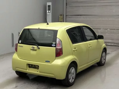 Toyota PASSO  с аукциона в Японии