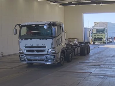 Mitsubishi SUPER GREAT  с аукциона в Японии